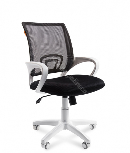 Офисное кресло CHAIRMAN 696 white